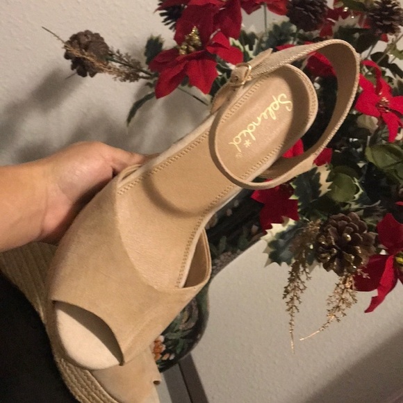 ๐ Splendid ๐ High Heel Wedges Shoes - Picture 3 of 6